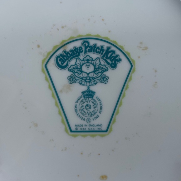 Royal Worcester Cabbage Patch Kids Fine Porcelain 8 Inch Plate Made in England - Picture 9 of 11